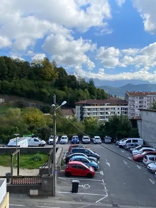 La Pistache House Apartment Voiron France